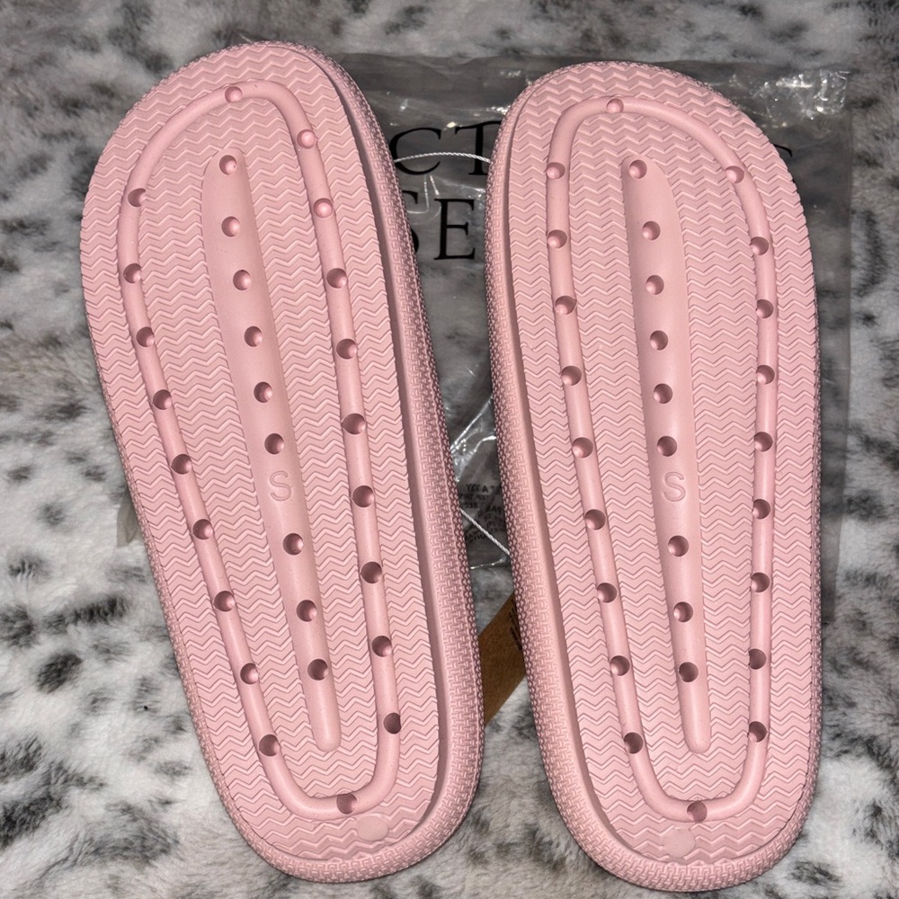 Pink slides - Picture 4 of 5